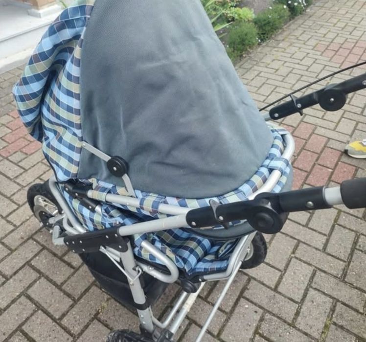 Wózek dziecięcy trójkołowy spacerówka