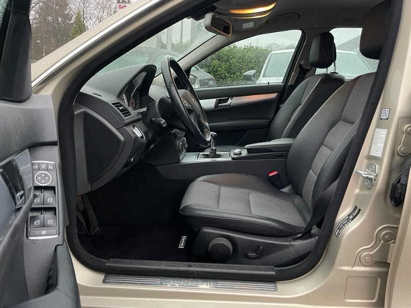 Mercedes C220 Advantagard 208 cv