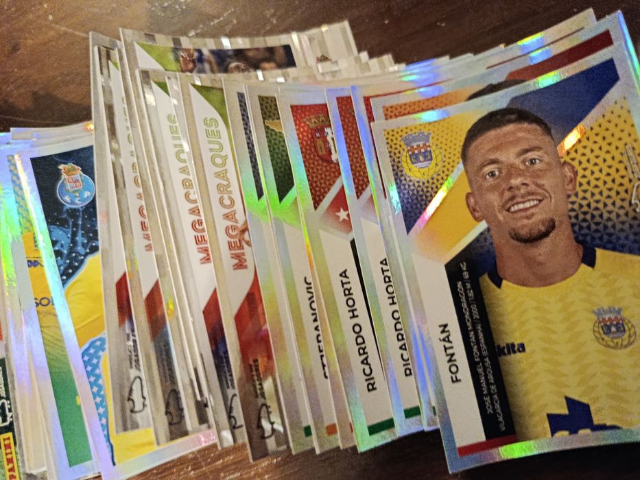 Cromos Liga Portugal 2025/2026 Panini - Troca e Venda
