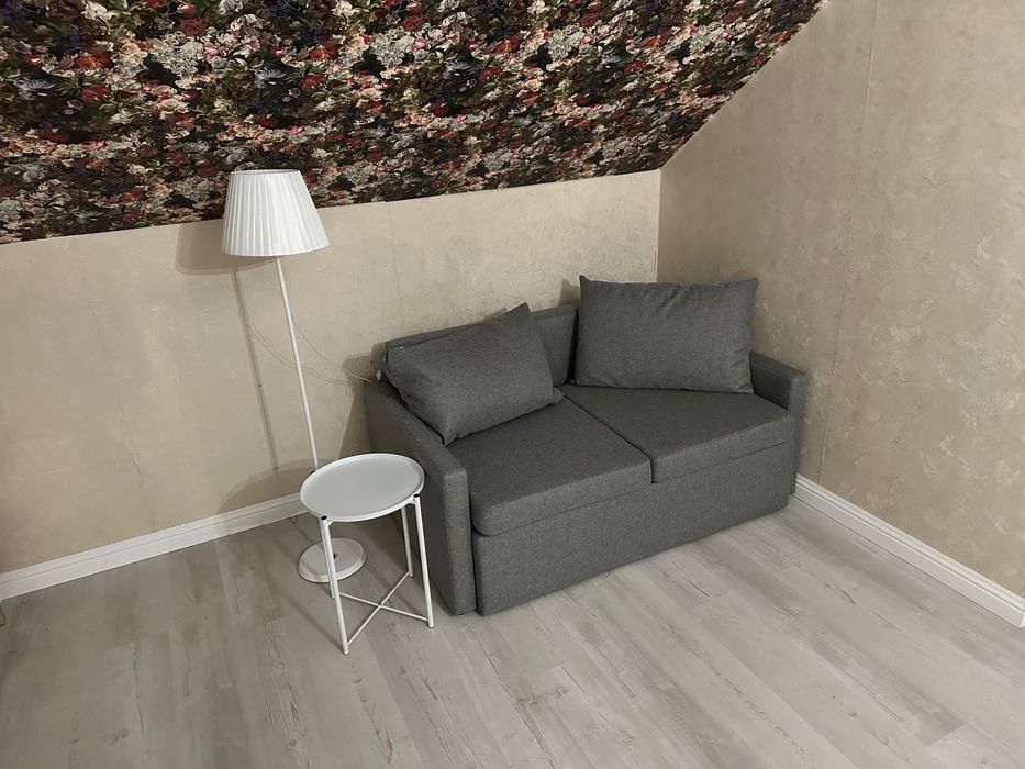 Квартира в приват секторі  Липини. Власник