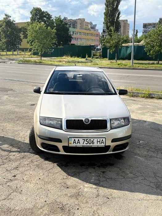Продам Шкода фабія 1,2