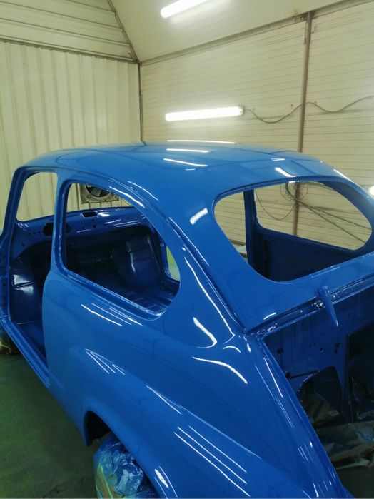 Fiat 600D em fase final de restauro