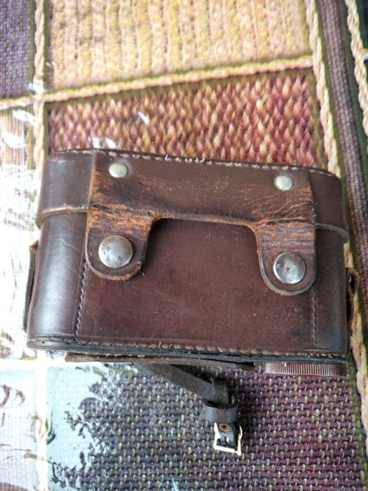 Продам кожаный чехол от фотоаппарата