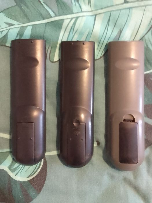 Пульти ДУ до супутникових тюнерів.