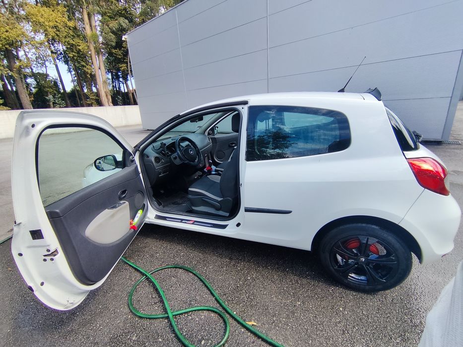 Renault clio III *Oportunidade*