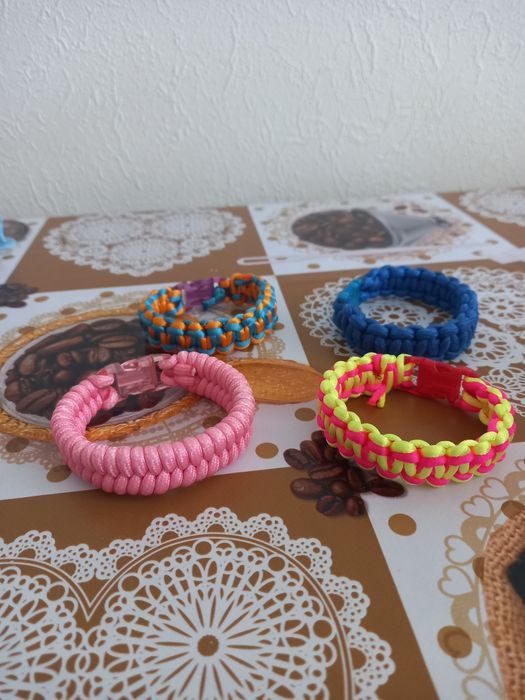 Браслеты, обручи  для девочки .