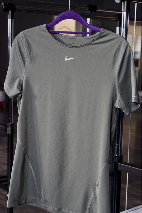 Футболка Nike