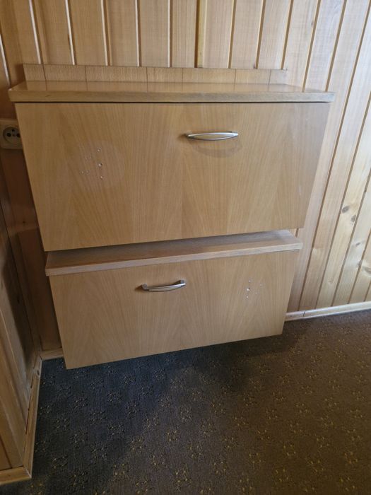 Sypialnia meble łóżko szafa wezgłowie stoliki  szuflady