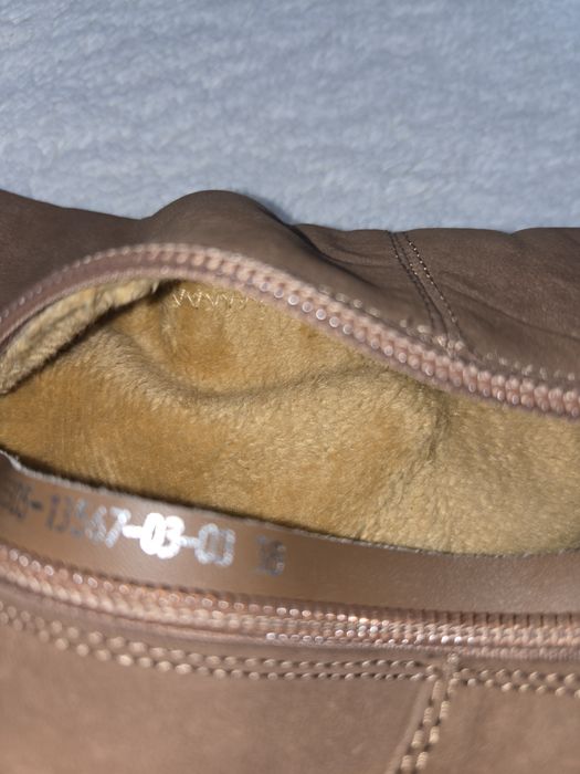 Kozaki Kazar 38 zamsz beżowe