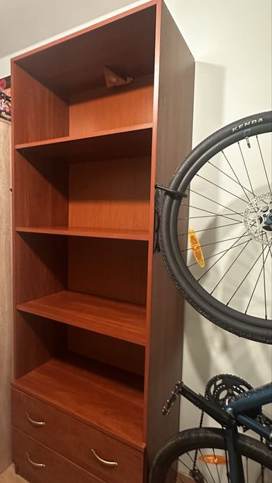 Regał wolnostojący