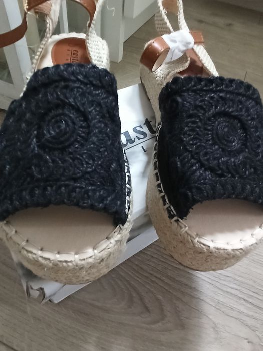 Sandały espadryle beżowo- czarne r. 37