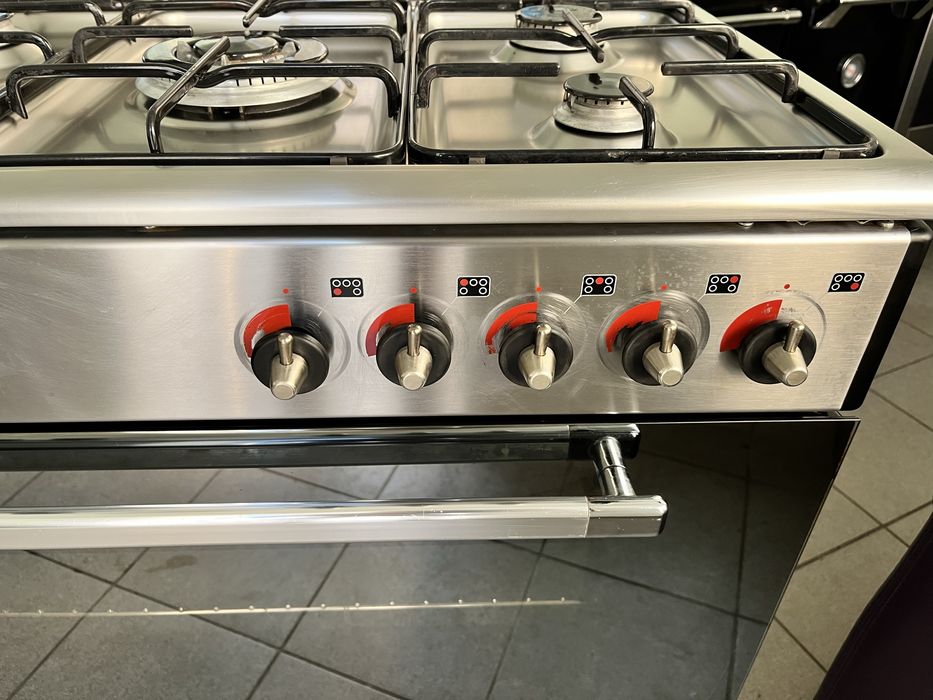 Професійна газова плита