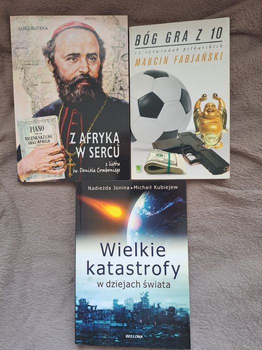 Mix 3 różnych ksiazek