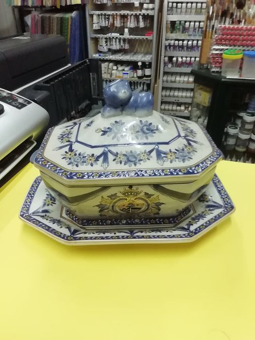 Terrina com travessa nova