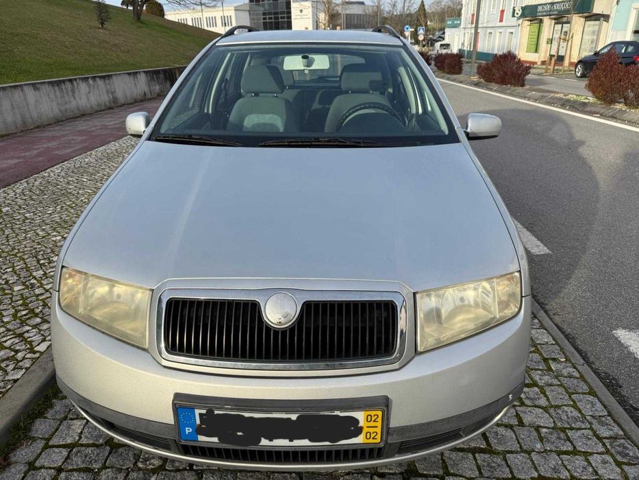 Skoda Fabia 1.4 ano 2002