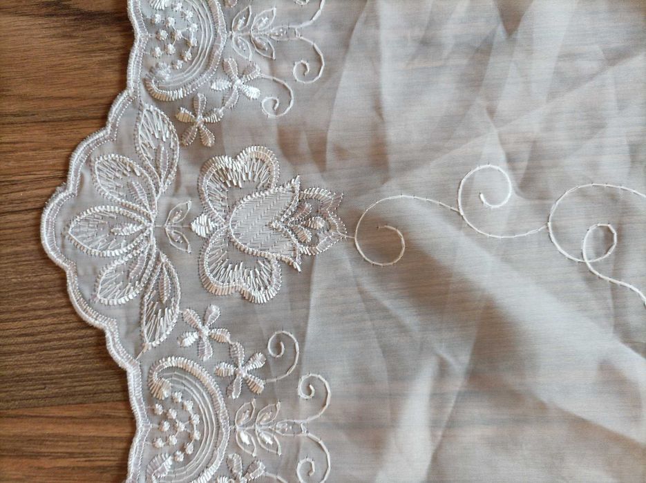 Firanka woal z haftem