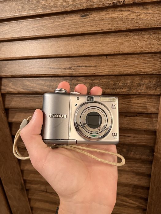 Цифровий фотоапарат Canon PowerShot A1100 IS + Карта пам’яті 2GB + Чохол (12.1 MP / CCD / Y2K) Чудовий стан!
