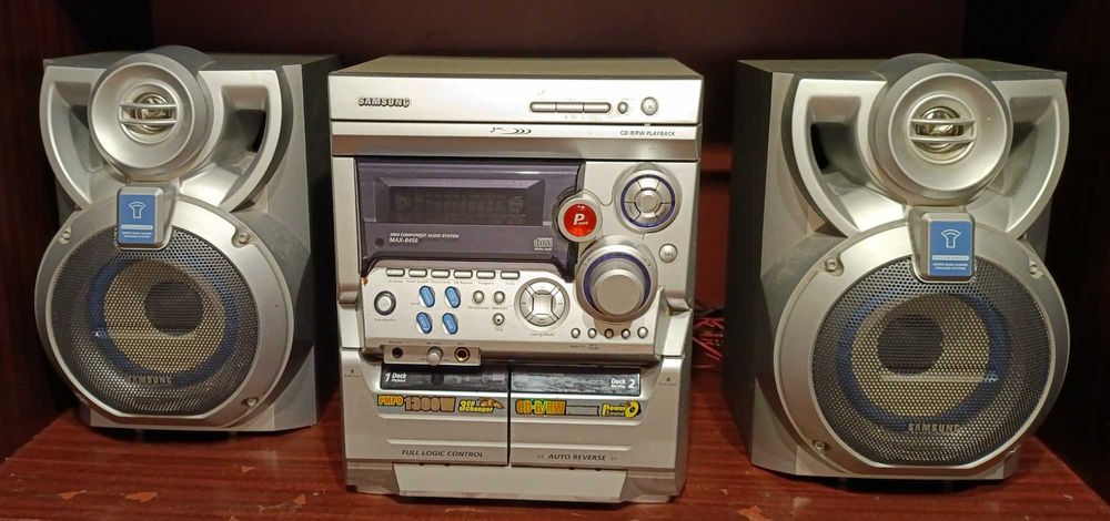 Музичний центр Samsung