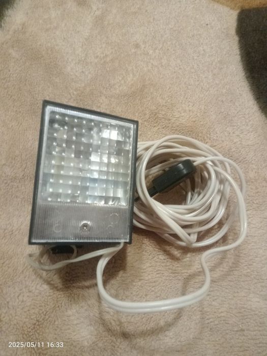 Фото вспишка робоча