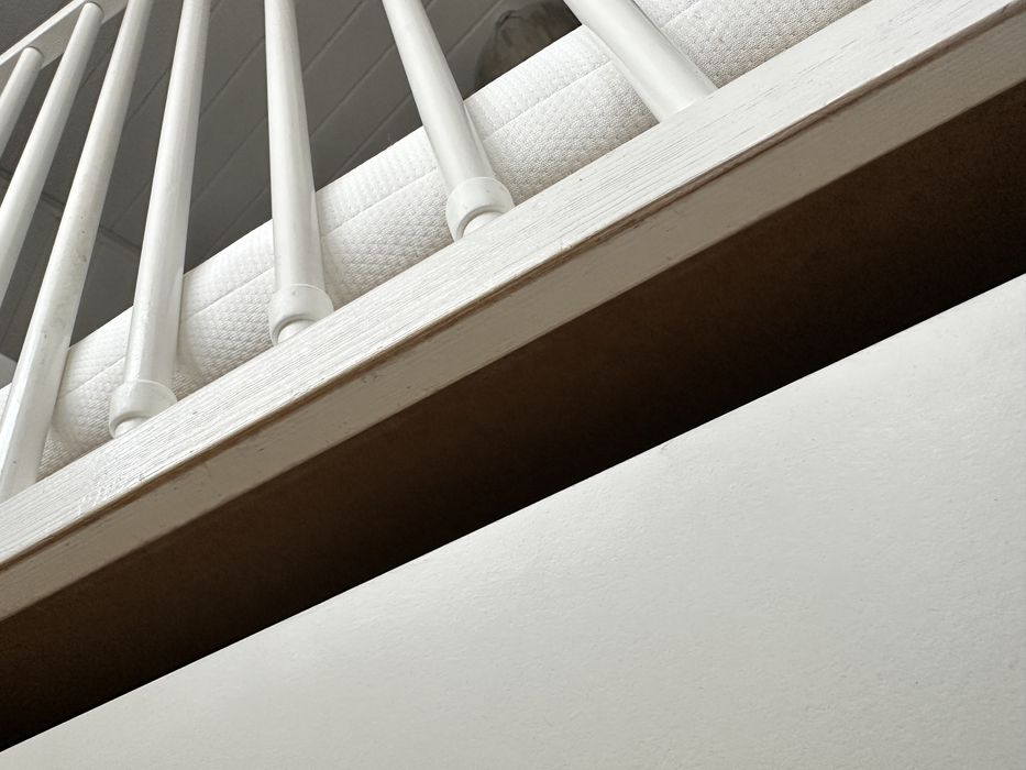 Łóżeczko niemowlece z szuflada i z materacem + przewijak