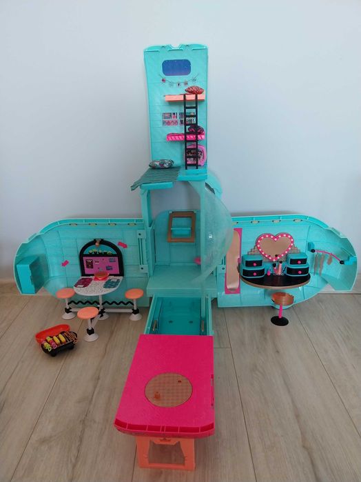 Glamper LOL plus gratis lalki LOL