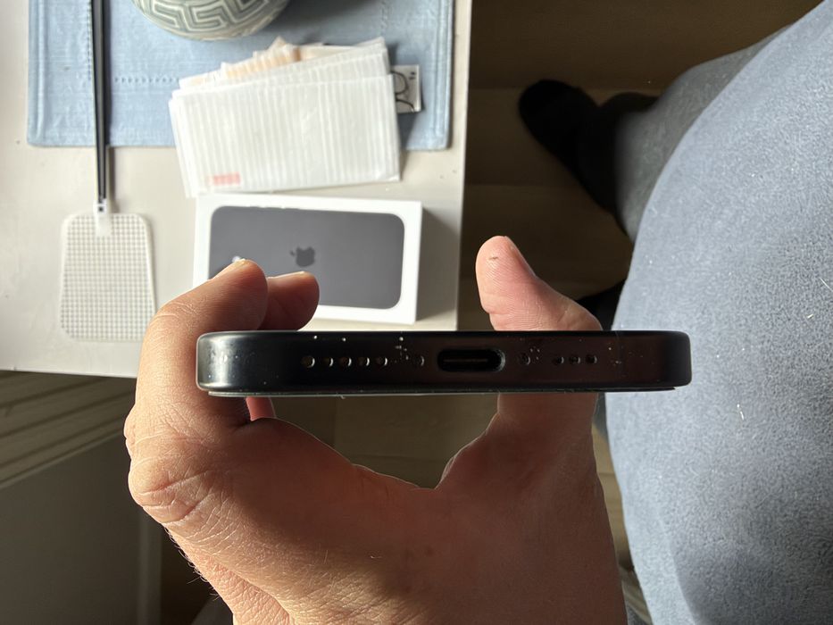 Iphone 16 czarny