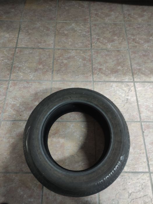 Pneu da marca Kormoran 205/60 R15 91V