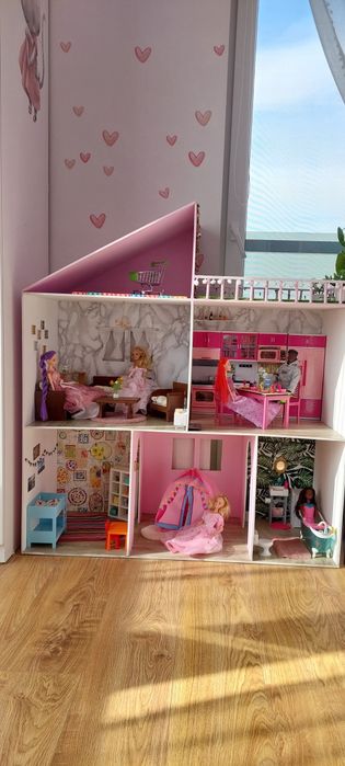 Duzy wielki domek do barbie swiatelka itp