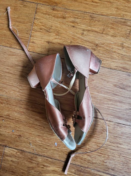 Buty taneczne do łaciny rozm. 35