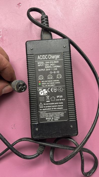 Ładowarka 29.4V 2A do hulajnogi / hoverboarda / e-bike