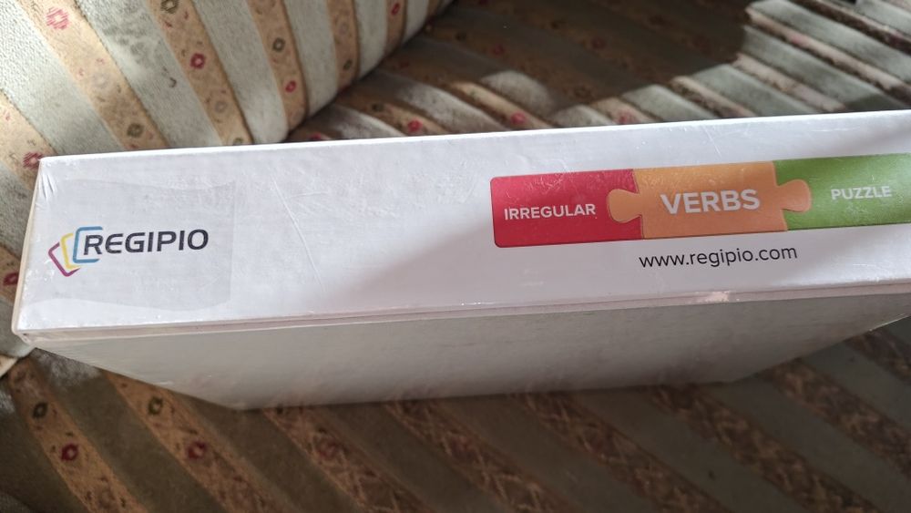 Angielski. Czasowniki nieregularne. Gra. Nowa w folii.