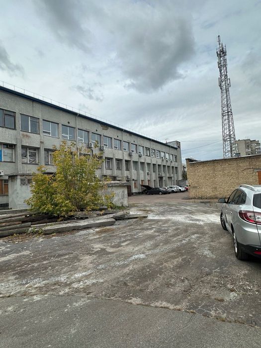 Здається приміщення під: Склад, СТО, Автомийку, місце для зарядки авто