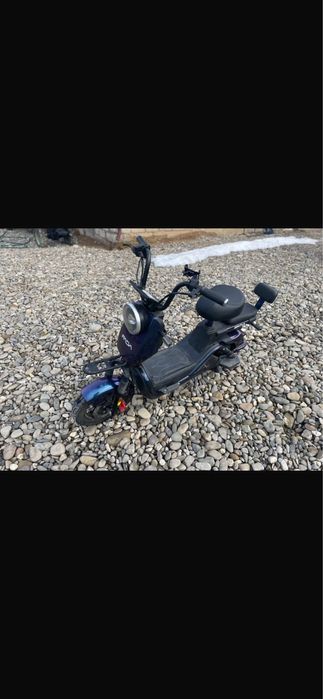 Електроскутер FADA