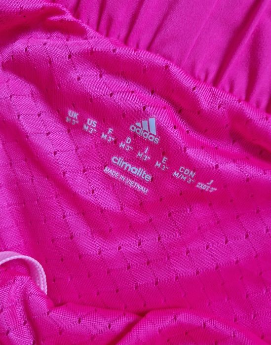 Спортивні жіночі шорти Adidas Адідас розмір М