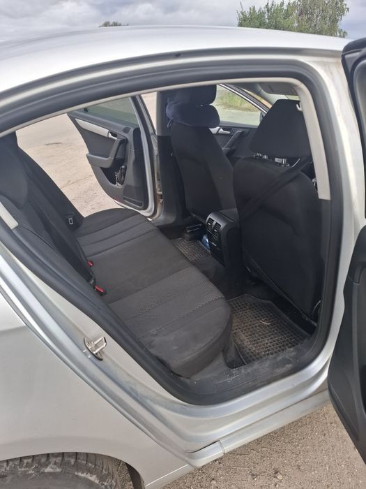 продається Volkswagen passat B7