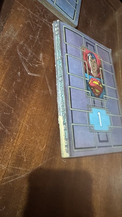 Superman tudo em cor super boy