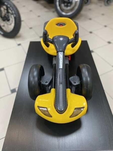 Дитячий електро карт Bambi M 6072 Пульт,світло,музика,складний