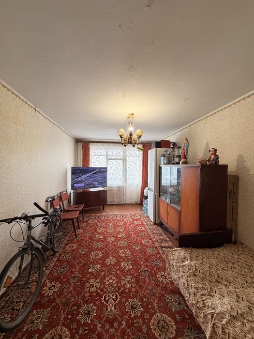 Продам 2-х кімнатну квартиру в затишному районі   ЮТ