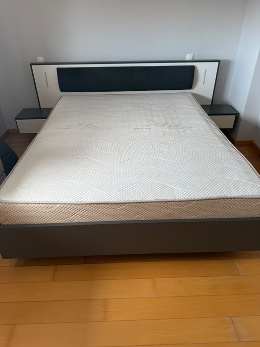 Cama de casal baú com led