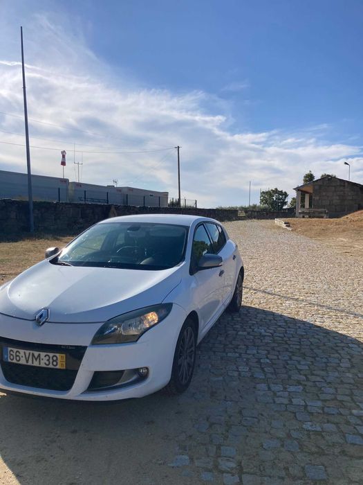 Viatura renault megane gt line