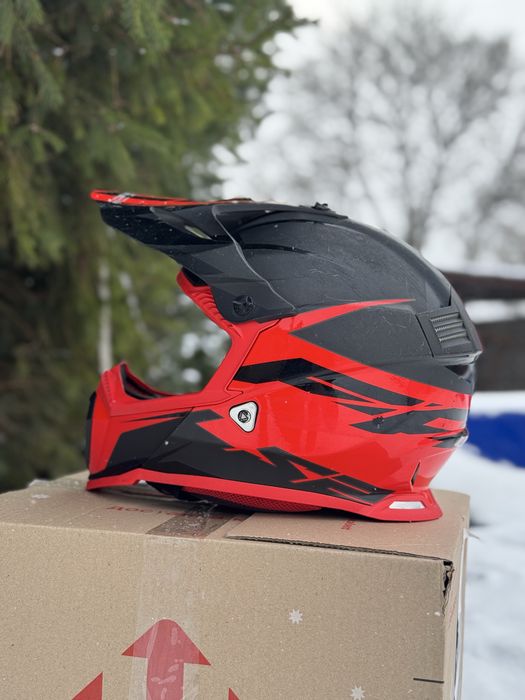 Мото шлем эндуро/кросс