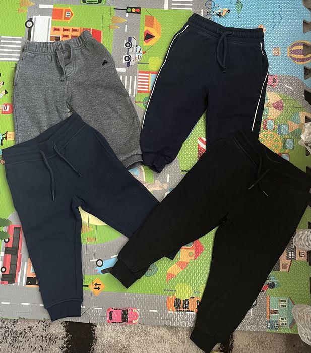 Джогери, штани на утепленні на хлопчика 18-24, 2-3 р