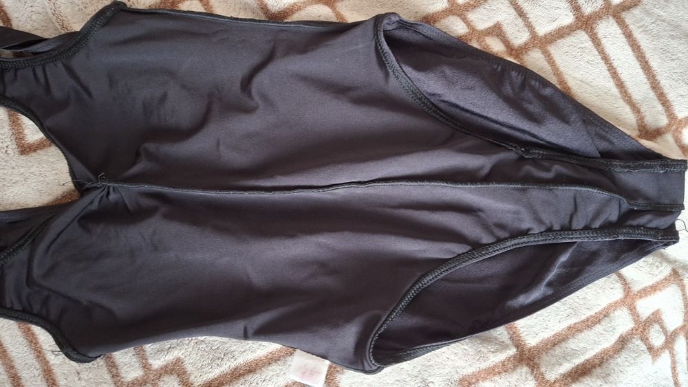 Купальник суцільний для басейну