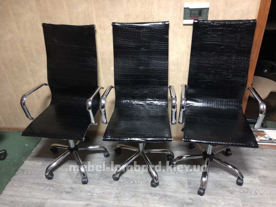 Кресло офисное RCH- Бали "Новый кожзам" "Черный" ,бу