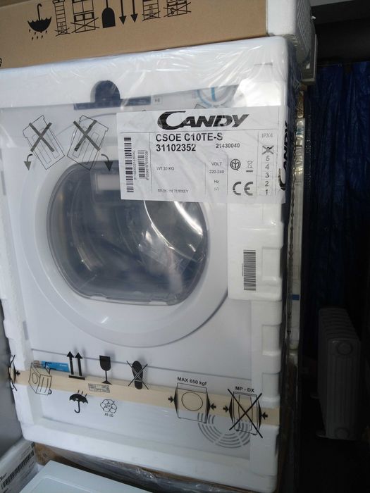 Máquina de secar roupa Candy 8kg.