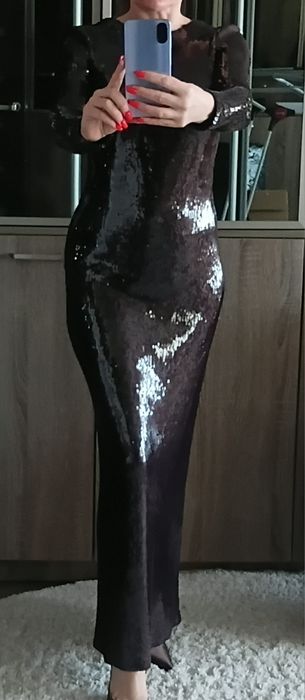 Вечірня жіноча сукня