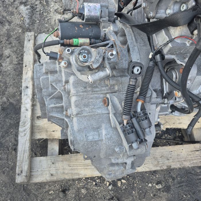 Коробка передач Volkswagen transporter T5 2,5 caravelle multivan JFS 6ст