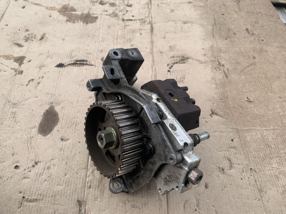 Топливный насос высокого давления (ТНВД) 9651844380