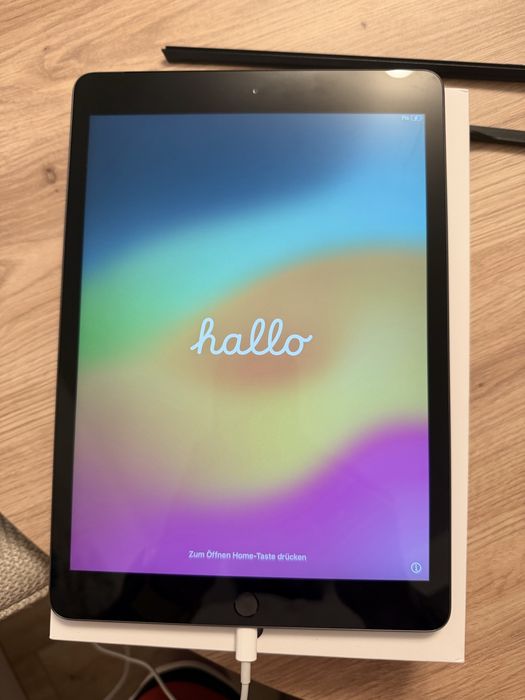 Ipad 8 generacji WiFi+Cellular 32GB