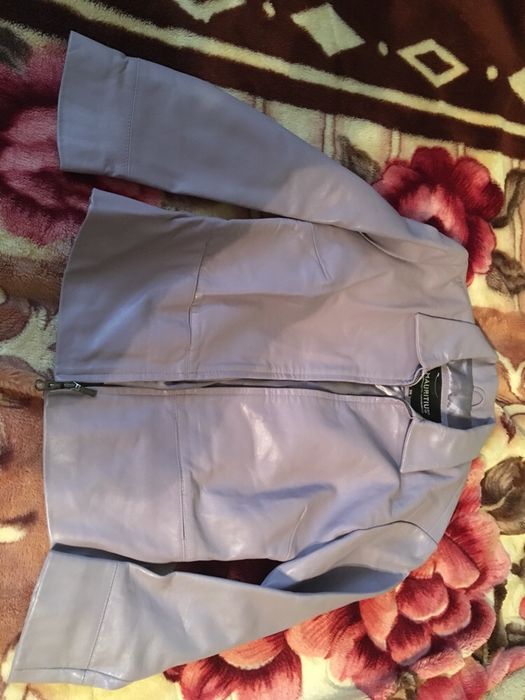 Новая кожаная куртка